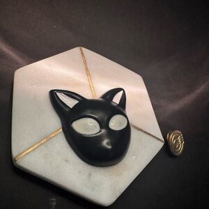 Black Cat Face Metal Brooch